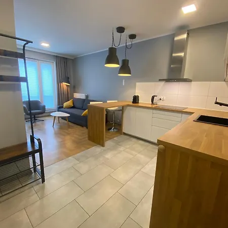 Central&quiet Studio *