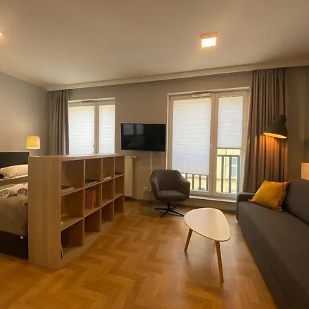 Central&quiet Studio